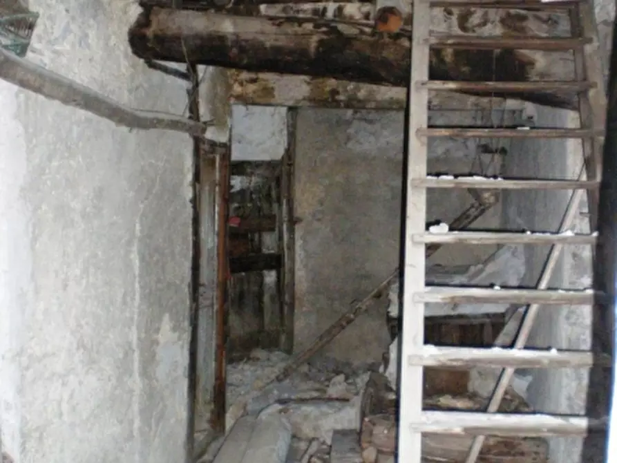 Immagine 4 di Rustico / casale in vendita  a Pornassio