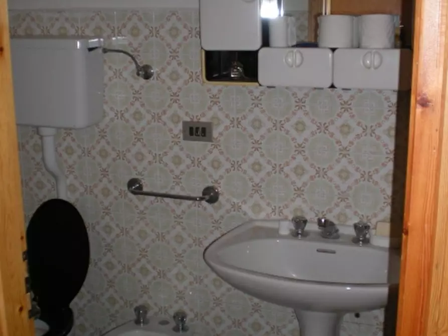 Immagine 5 di Monolocale in vendita  a Mendatica