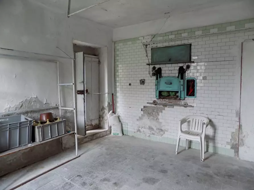 Immagine 6 di Porzione di casa in vendita  a Imperia