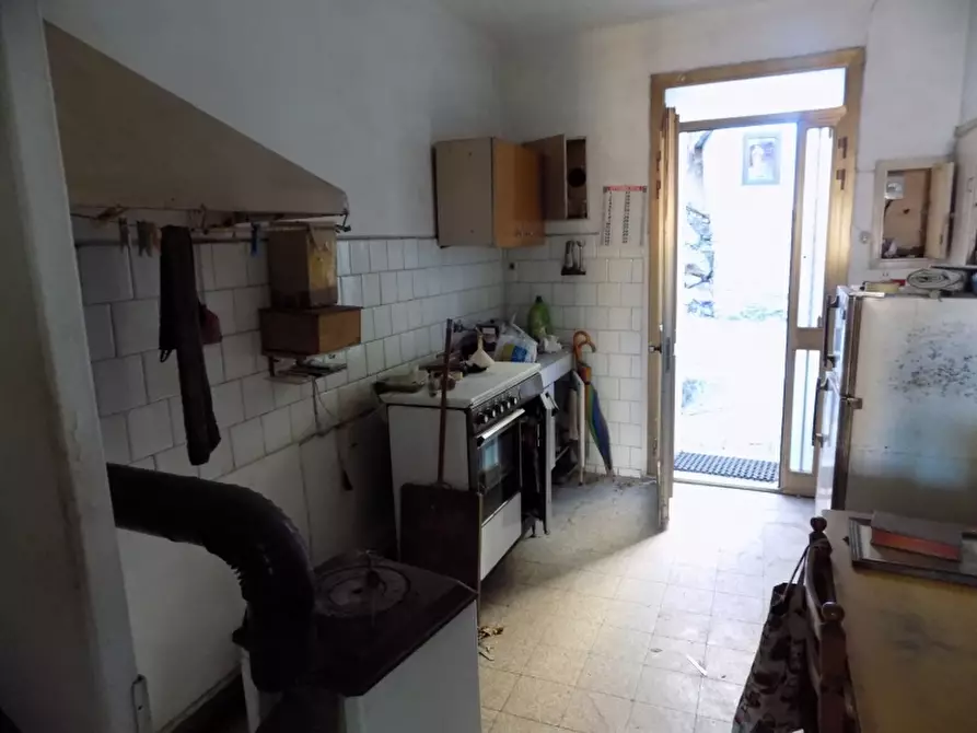 Immagine 7 di Casa semindipendente in vendita  a Borgomaro