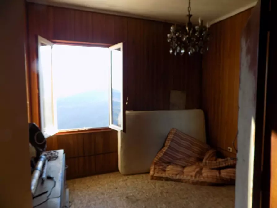 Immagine 6 di Casa semindipendente in vendita  a Borgomaro