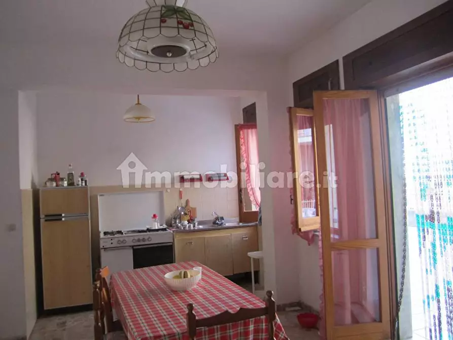 Immagine 6 di Appartamento in vendita  in Viale Enrico Berlinguer 55 a Pianopoli