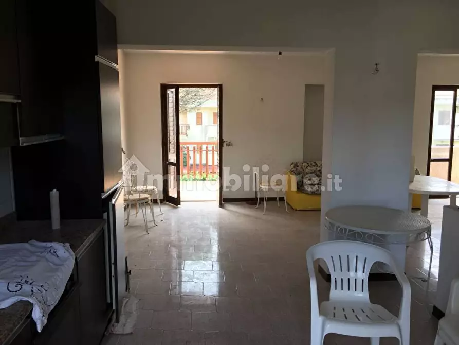 Immagine 11 di Appartamento in vendita  in Via della Pineta a Lamezia Terme