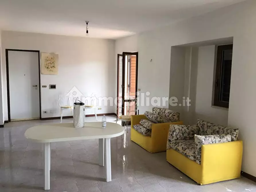 Immagine 2 di Appartamento in vendita  in Via della Pineta a Lamezia Terme