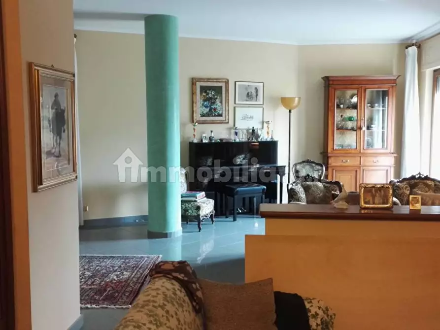 Immagine 11 di Appartamento in vendita  in Via Piersanti Mattarella a Lamezia Terme