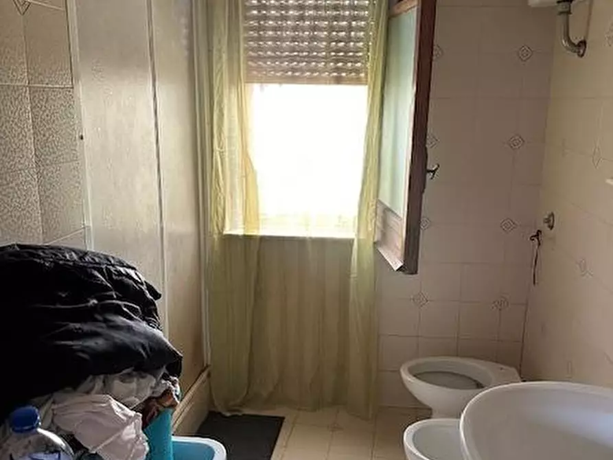 Immagine 12 di Villa in vendita  in VIA MONZA a Castel Volturno