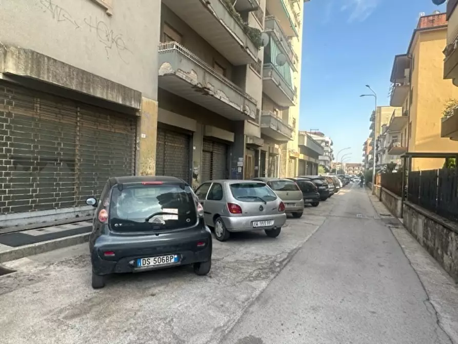 Immagine 3 di Locale commerciale in affitto  in via   martiri d'ungheria 1 a Santa Maria Capua Vetere