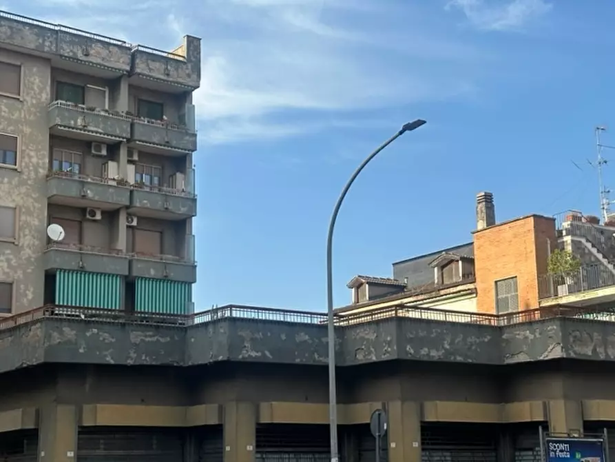 Immagine 5 di Locale commerciale in affitto  in via   martiri d'ungheria 1 a Santa Maria Capua Vetere