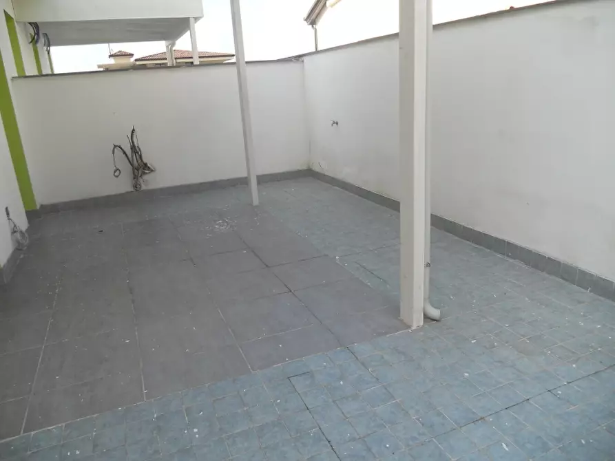 Immagine 7 di Mansarda in vendita  in via Gramsci a Aversa