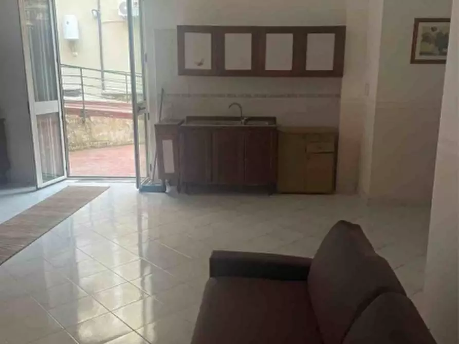 Immagine 5 di Appartamento in vendita  in PIAZZIA  MAGENTA 42 a Aversa