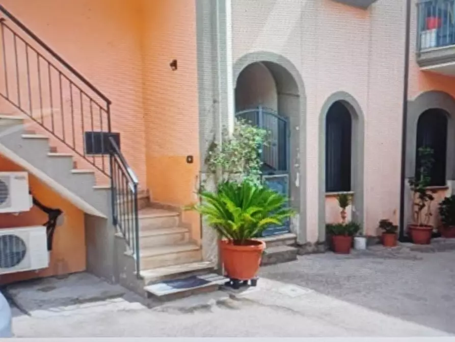 Immagine 2 di Appartamento in vendita  in VIA SANTA MARGHERITA 58 a Maddaloni