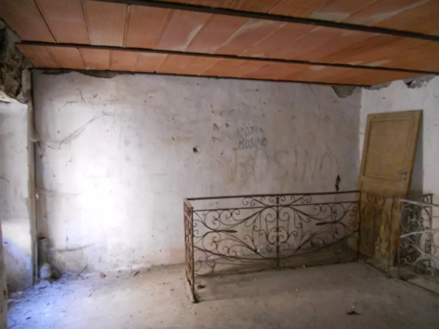 Immagine 4 di Rustico / casale in vendita  a Castelpetroso