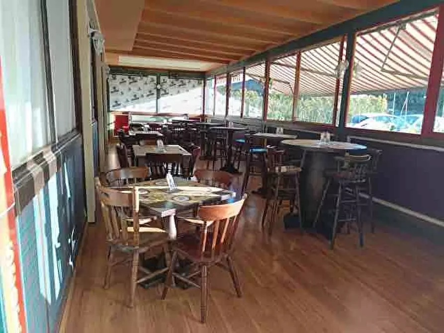 Immagine 6 di Attività commerciale in vendita  in VIA  OLIMPICO 220 a Aversa