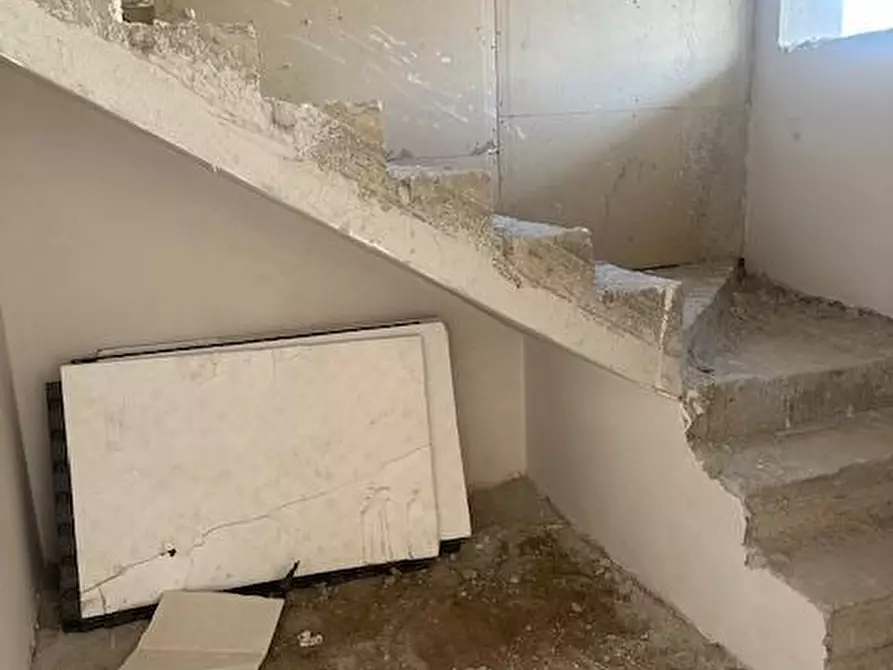 Immagine 6 di Villetta a schiera in vendita  in via Basile a Parete