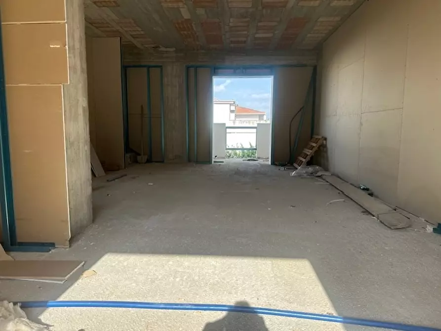 Immagine 8 di Villetta a schiera in vendita  in via Basile a Parete