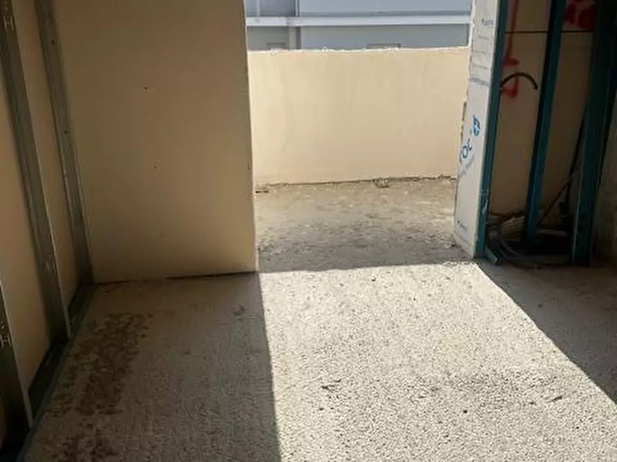 Immagine 17 di Villetta a schiera in vendita  in via Basile a Parete