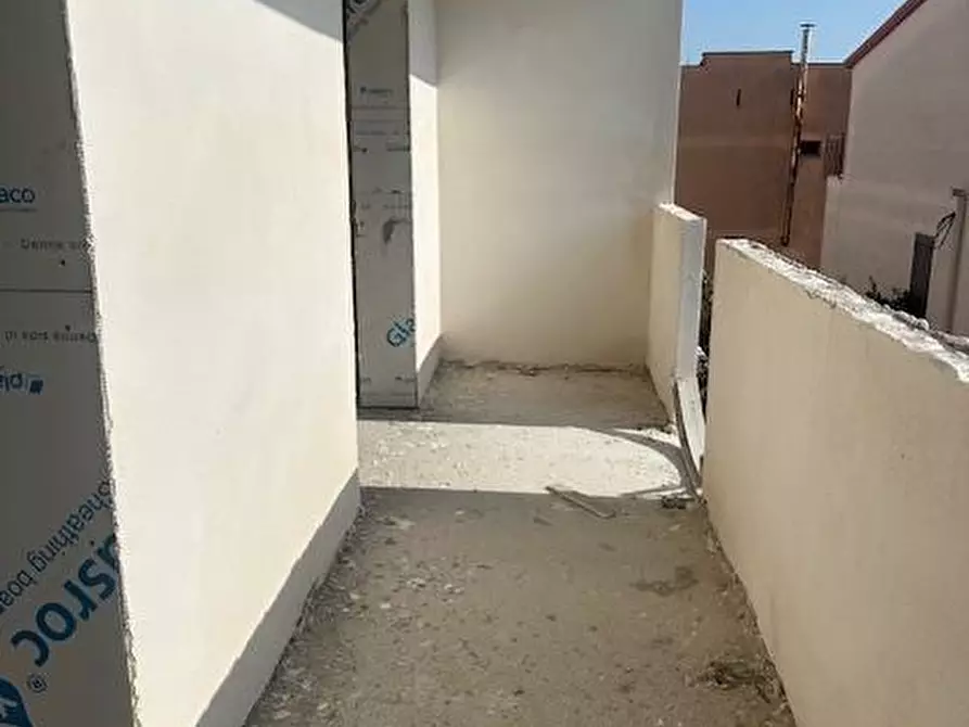 Immagine 18 di Villetta a schiera in vendita  in via Basile a Parete