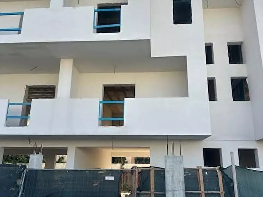 Immagine 2 di Villetta a schiera in vendita  in via Basile a Parete