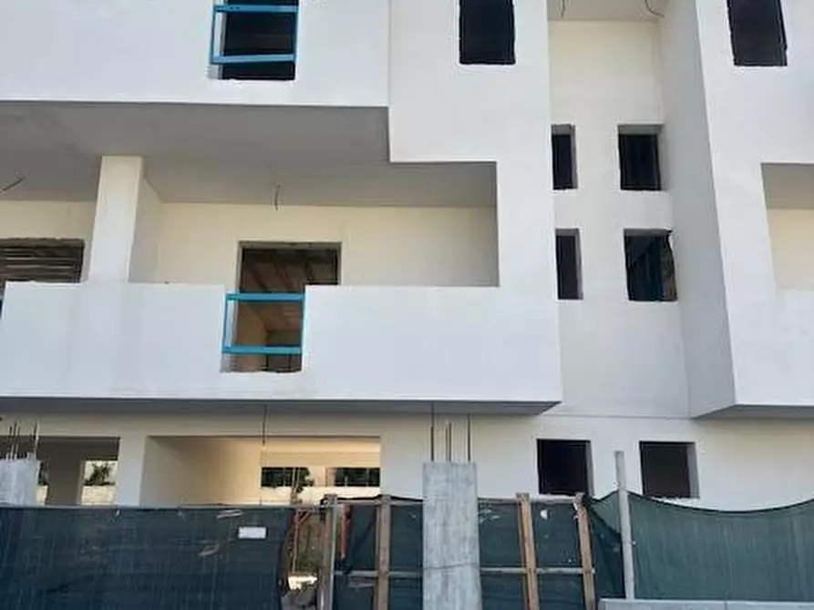 Immagine 22 di Villetta a schiera in vendita  in via Basile a Parete