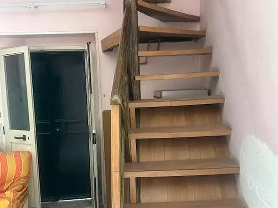 Immagine 4 di Casa indipendente in vendita  in VIA FRANCESCO BAGNO a Cesa