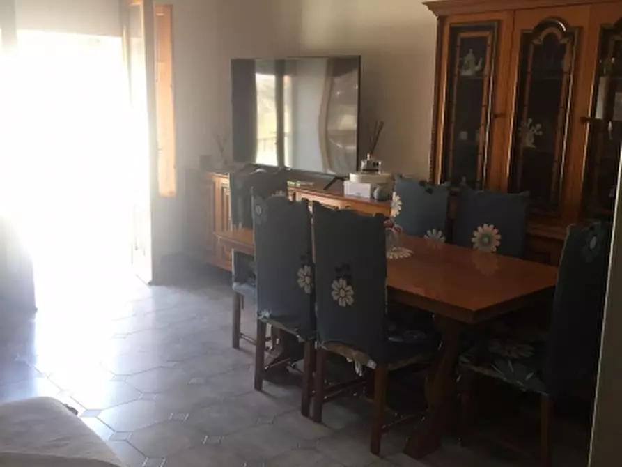 Immagine 1 di Casa semindipendente in vendita  in VIA a Aversa