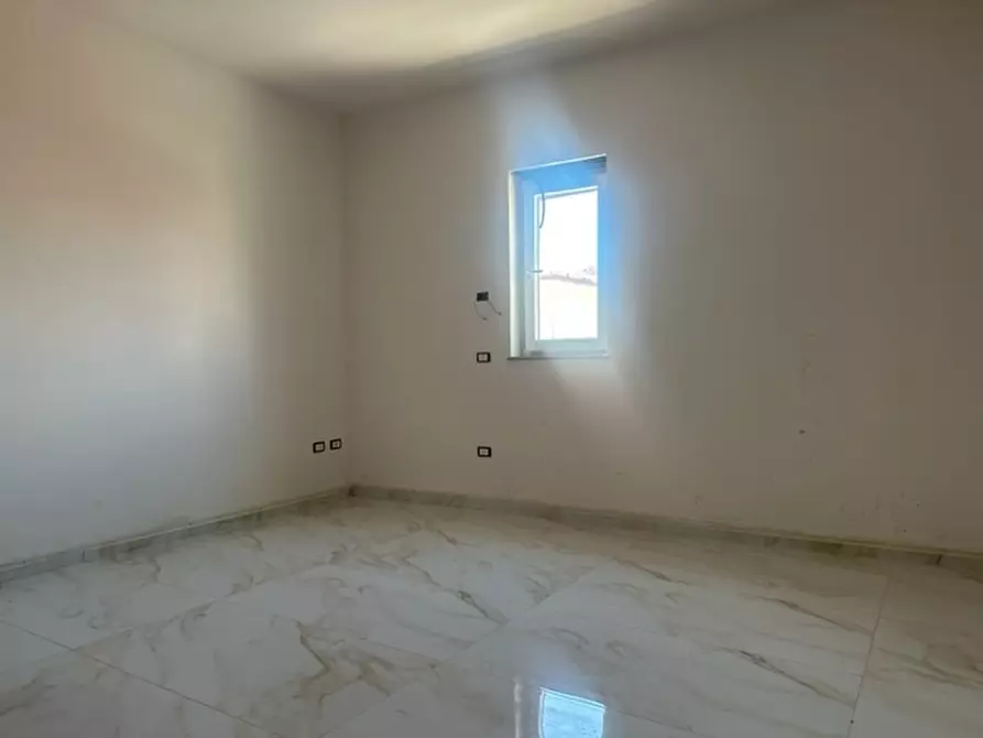 Immagine 5 di Villa in vendita  in VIA N.S. ANTONIO a Trentola Ducenta