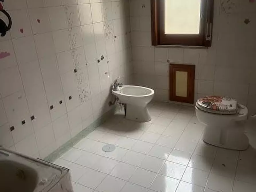 Immagine 21 di Palazzo in vendita  in VIA NAPOLI SNC a Santa Maria Capua Vetere