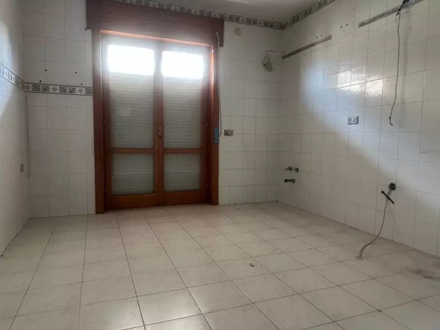Immagine 22 di Palazzo in vendita  in VIA NAPOLI SNC a Santa Maria Capua Vetere