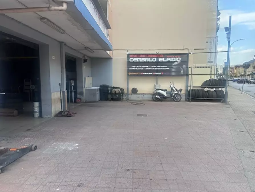 Immagine 36 di Palazzo in vendita  in VIA NAPOLI SNC a Santa Maria Capua Vetere