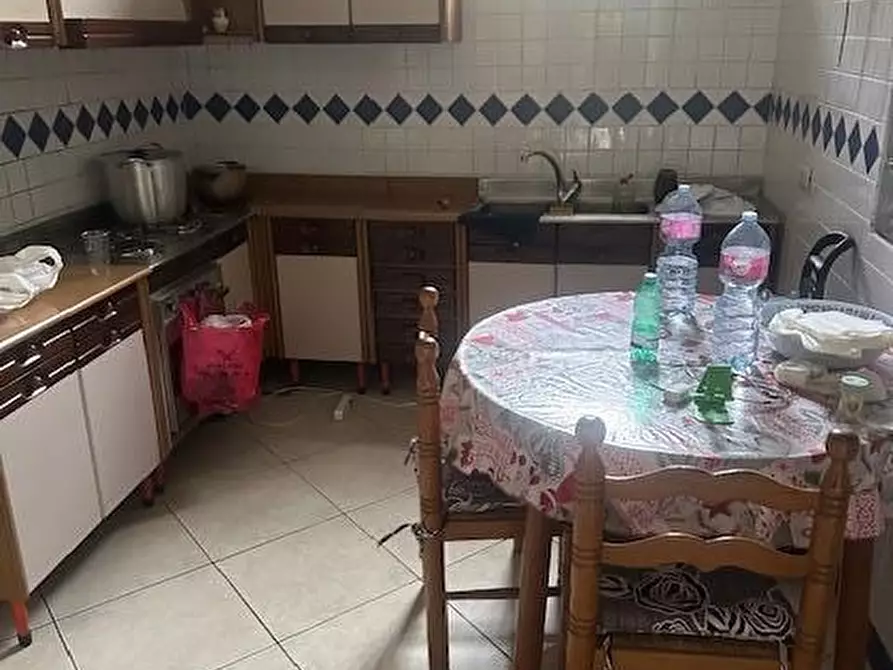 Immagine 2 di Casa indipendente in vendita  in VIA PLEBISCITO a Aversa