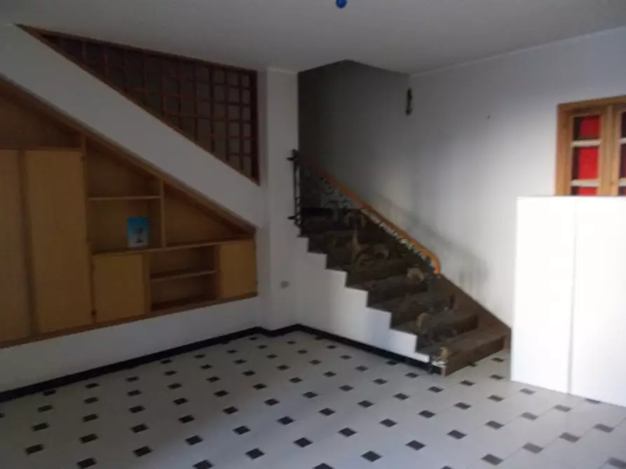 Immagine 6 di Casa semindipendente in vendita  in via  costanzo a Lusciano