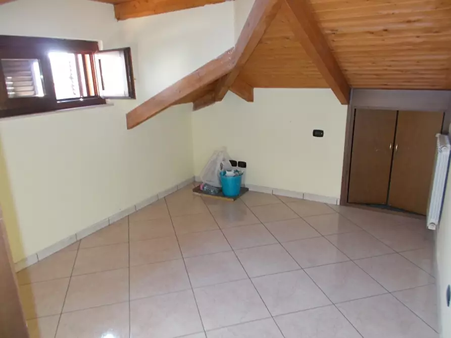 Immagine 6 di Mansarda in vendita  in via  de nicola snc a Trentola Ducenta