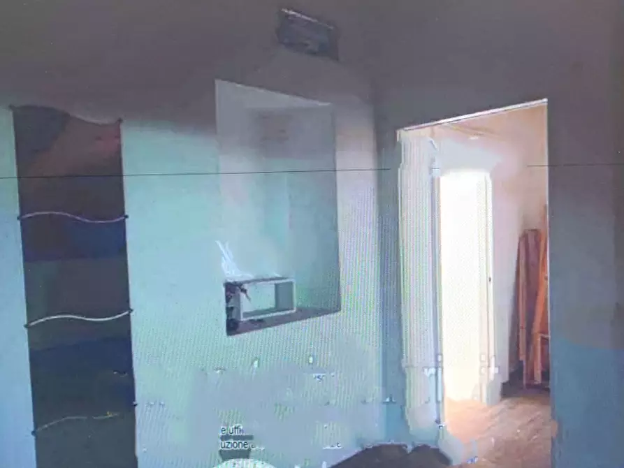 Immagine 3 di Appartamento in vendita  in CORSO GIUSEPPE GARIBALDI 240 a Napoli