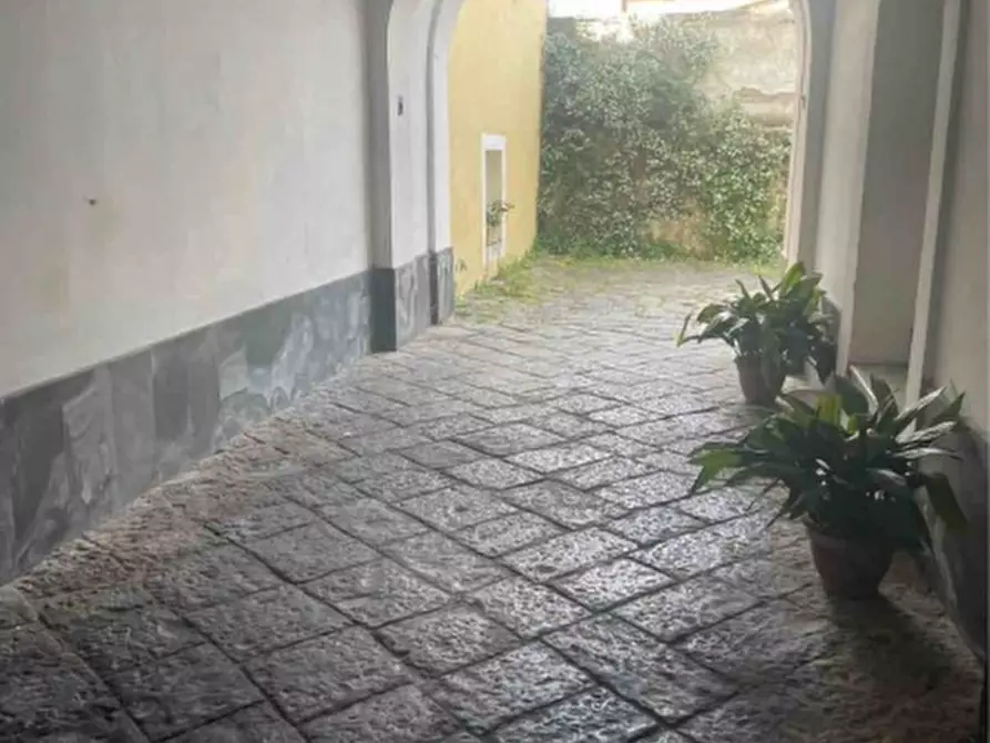 Immagine 1 di Appartamento in vendita  in VIA  RAINULFO DREGONT SNC a Aversa
