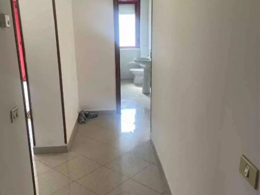 Immagine 4 di Appartamento in vendita  in VIA  ONORATO  PIETRANTONIO 150 a Aversa