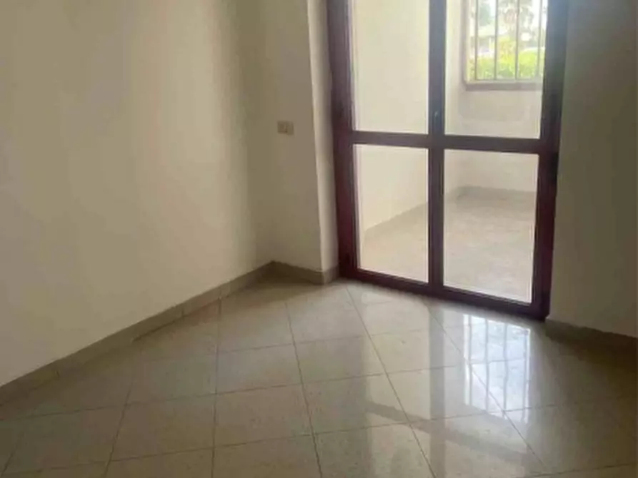 Immagine 5 di Appartamento in vendita  in VIA  ONORATO  PIETRANTONIO 150 a Aversa
