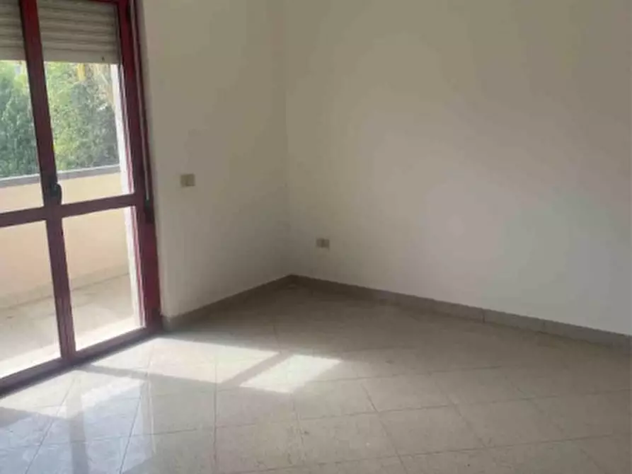 Immagine 6 di Appartamento in vendita  in VIA  ONORATO  PIETRANTONIO 150 a Aversa