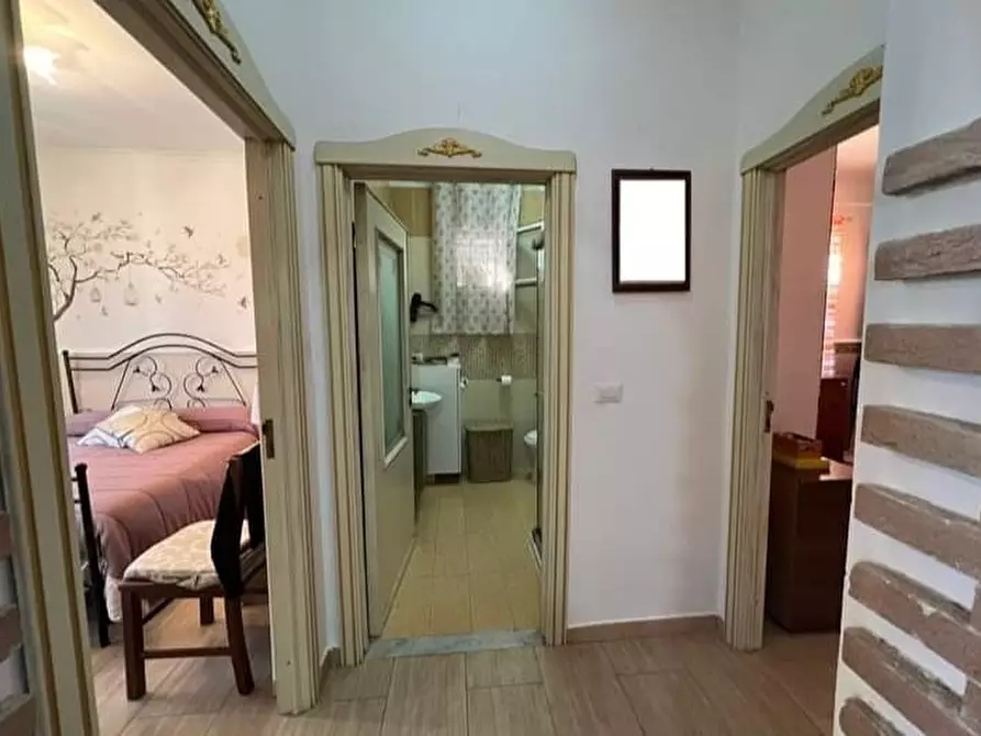 Immagine 12 di Villa in vendita  in VIA GARIGLIANO a Castel Volturno