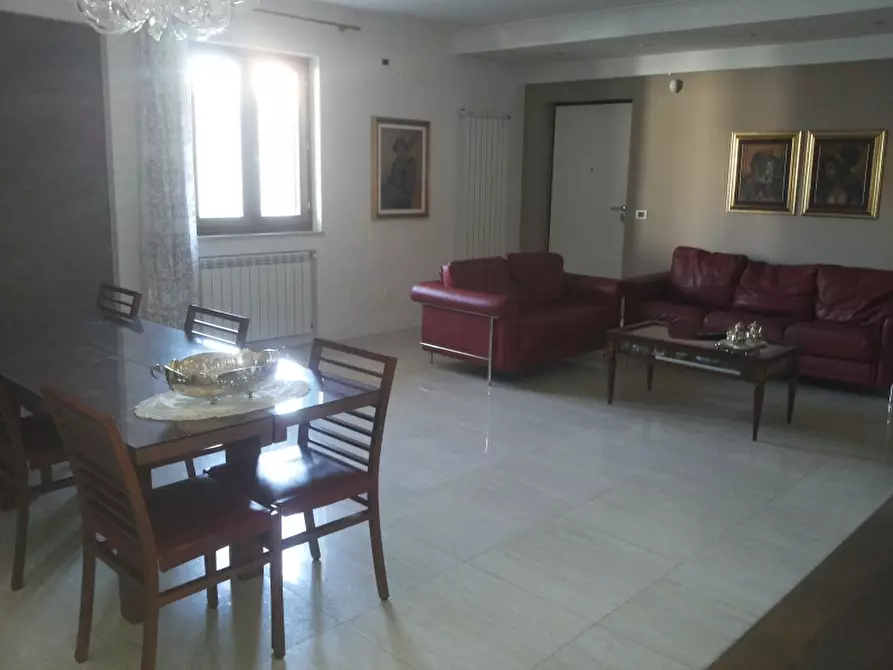 Immagine 13 di Villa in vendita  in VIA GARIGLIANO a Castel Volturno