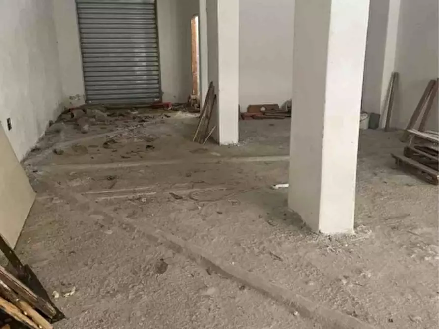 Immagine 2 di Locale commerciale in affitto  in VIA  ROMA SNC a San Marcellino