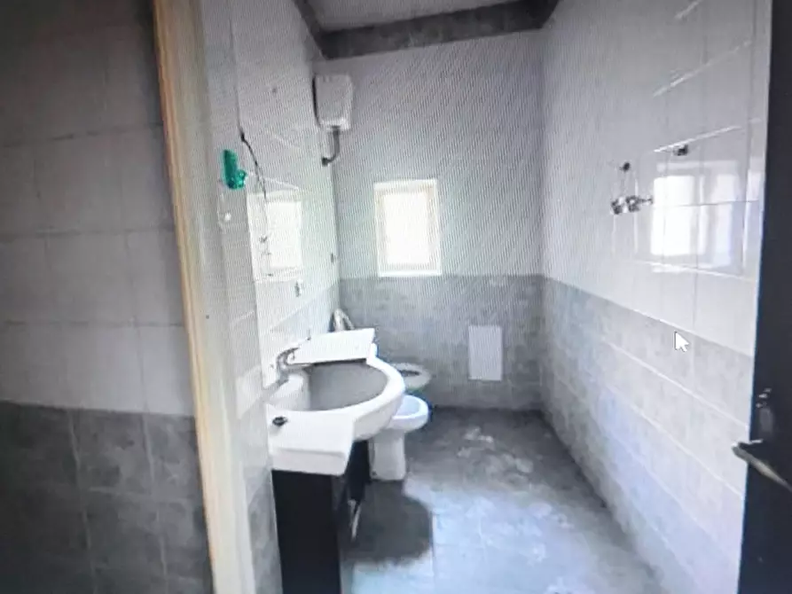 Immagine 3 di Appartamento in vendita  in VIA MACEDONIO MELLONI 94 a Napoli