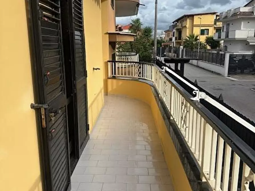 Immagine 9 di Appartamento in affitto  in VIA GABRIELE D'ANNUNZIO a Carinaro