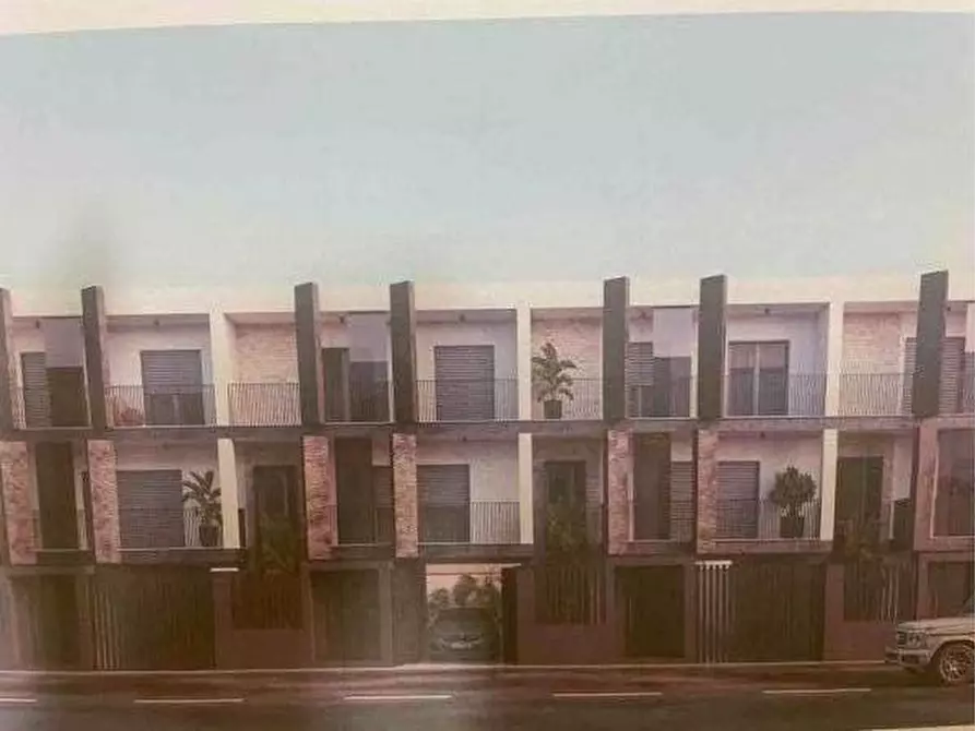 Immagine 1 di Villetta a schiera in vendita  in Via Della Repubblica, 100 a Parete