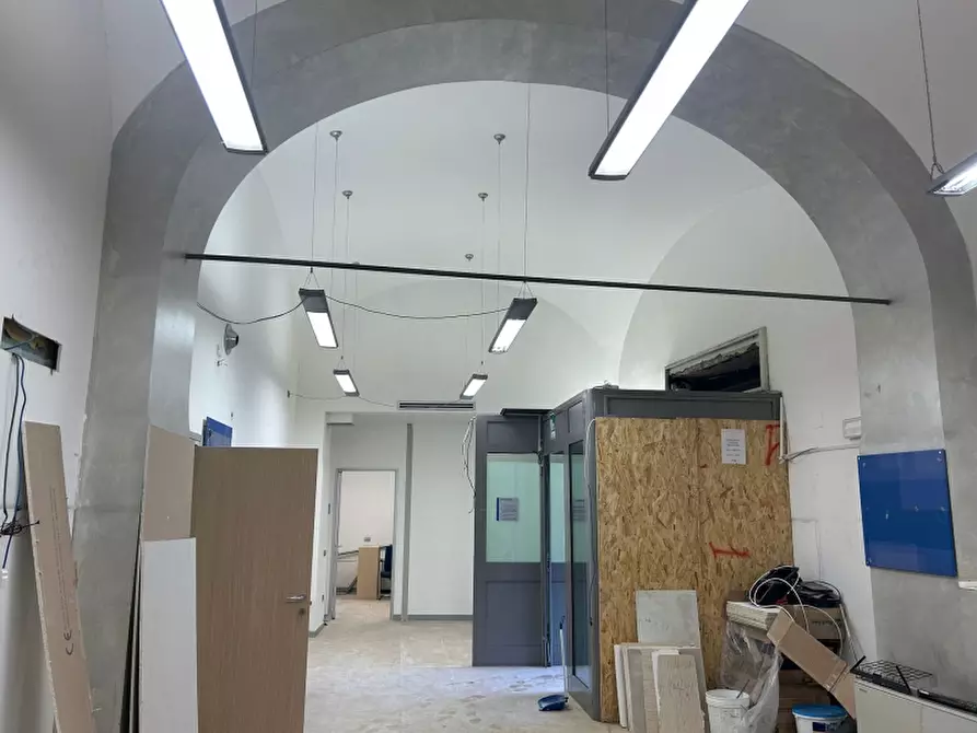 Immagine 1 di Locale commerciale in affitto  in PIAZZA FUORI SANT'ANNA SNC a Aversa