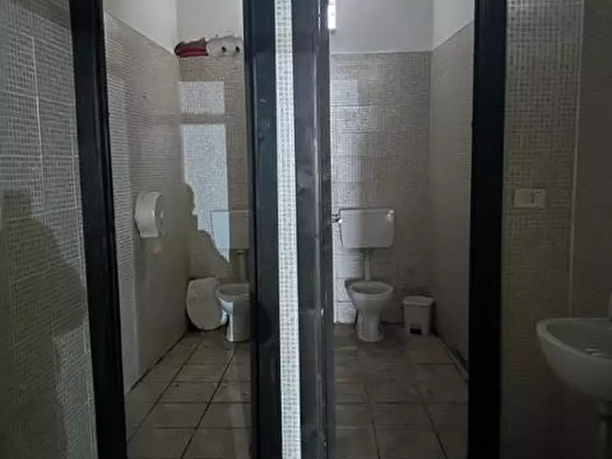 Immagine 6 di Locale commerciale in affitto  in VIA SALVO D'ACQUISTO a Parete