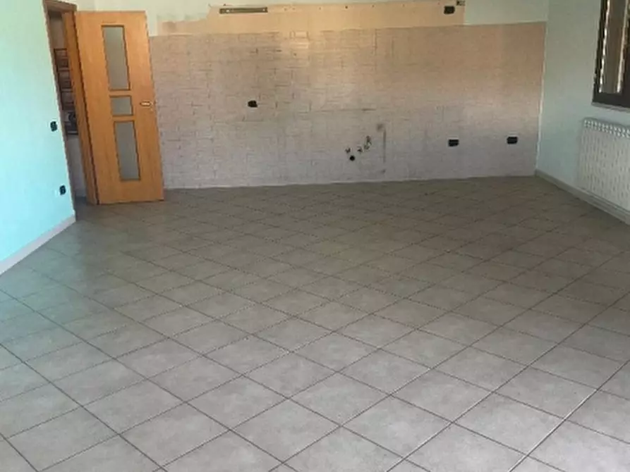 Immagine 2 di Appartamento in vendita  in VIA  SAN LUCIA 200 a Trentola Ducenta