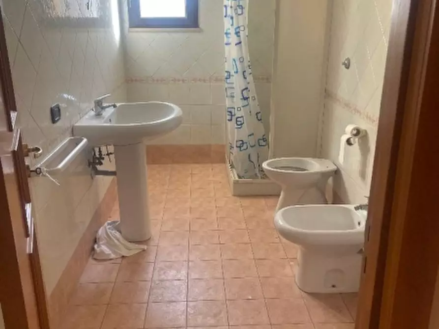 Immagine 8 di Appartamento in vendita  in VIA  SAN LUCIA 200 a Trentola Ducenta