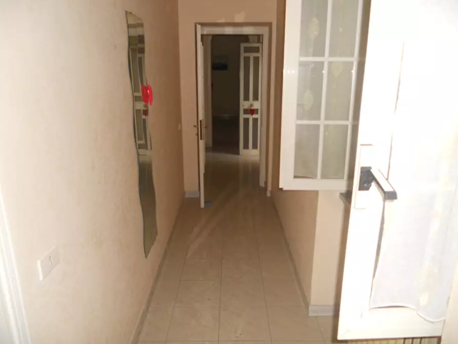 Immagine 6 di Appartamento in vendita  in via acerbo a Lusciano