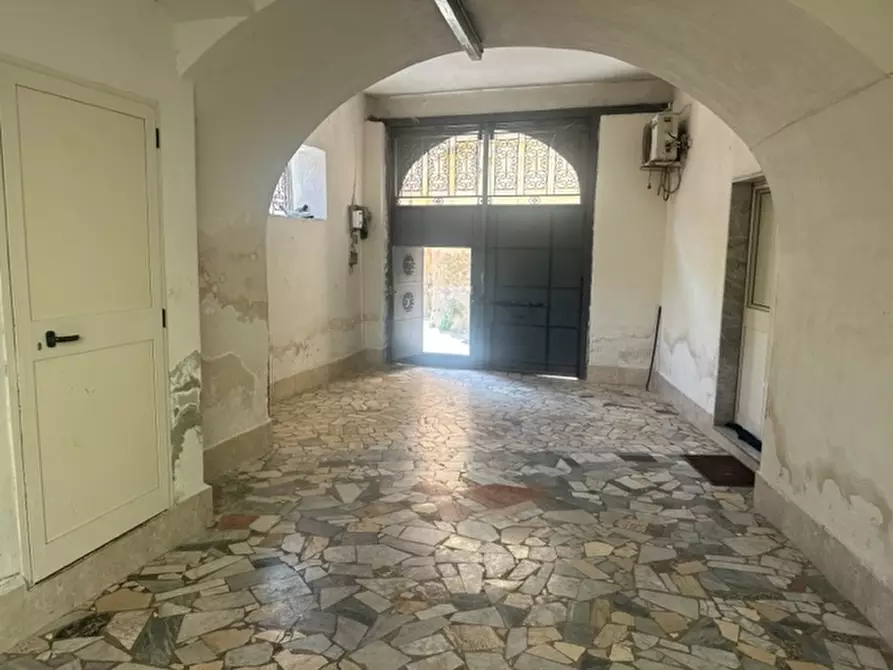 Immagine 14 di Casa semindipendente in vendita  in VIA OREFICE a Lusciano