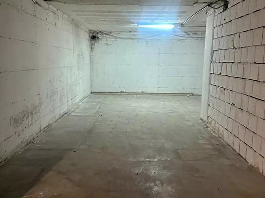 Immagine 4 di Magazzino in affitto  in VIA SALVO D'ACQUISTO SNC a Trentola Ducenta